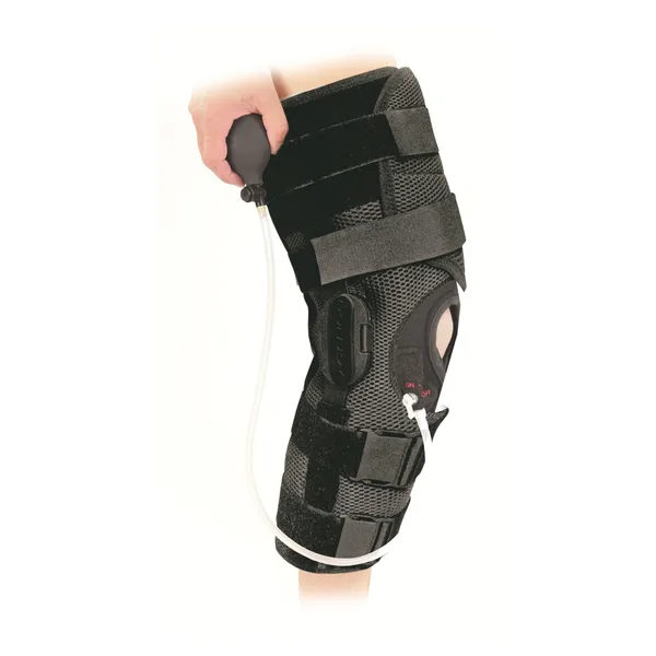 Attelle de genou articulée Everest Ice 2 avec cryothérapie — DJO — M
