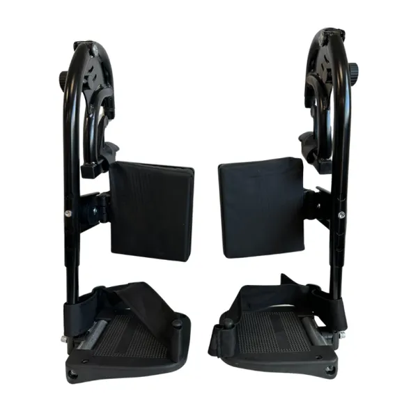Paire de repose-jambes pour fauteuil Action 2 et Action 3 — Invacare — 40-43 · Paire