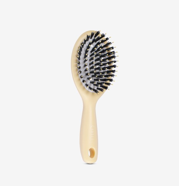 Brosse Cushion Brushing